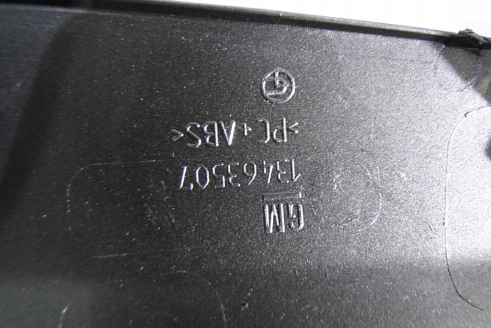 фото №5, Рамка пластик opel crossland 13463507 europa