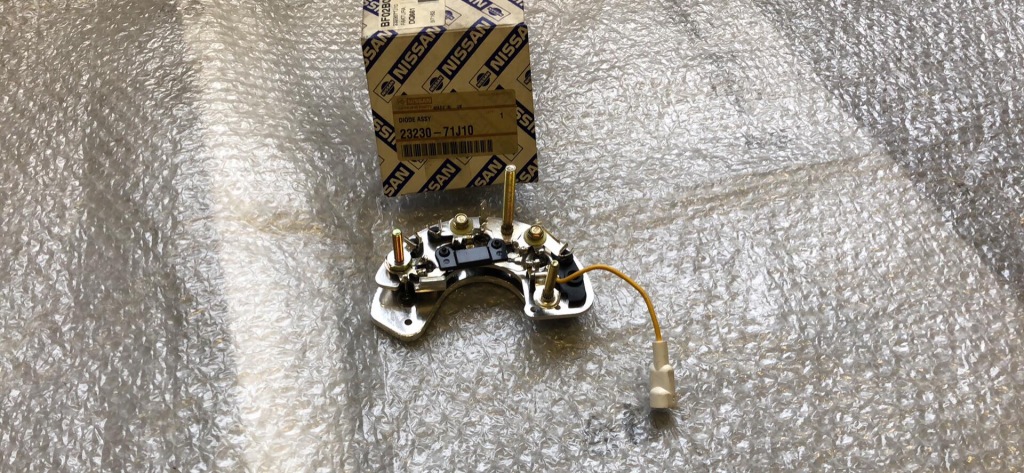 Купить Primera p10 регулятор напряжения генератора новый оригинальный номер