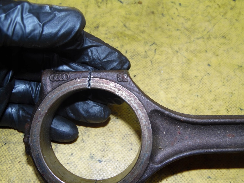 фото №8, Поршень поршні шатун шату́н a6 a8 d2 4.2 aqf 84l30