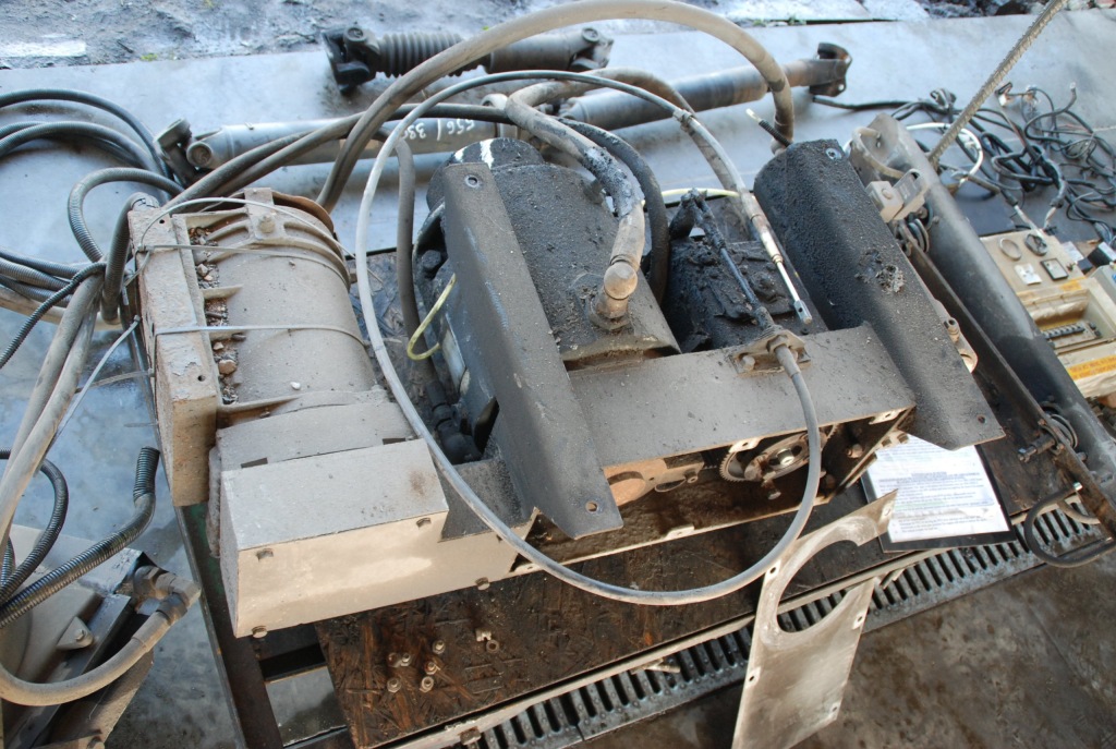 Генератор компрессор подвеска задний  wał iveco daily Доставка