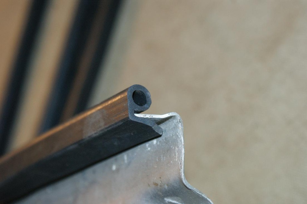 фото №7, Уплотнители накладки порог дверь warszawa m20