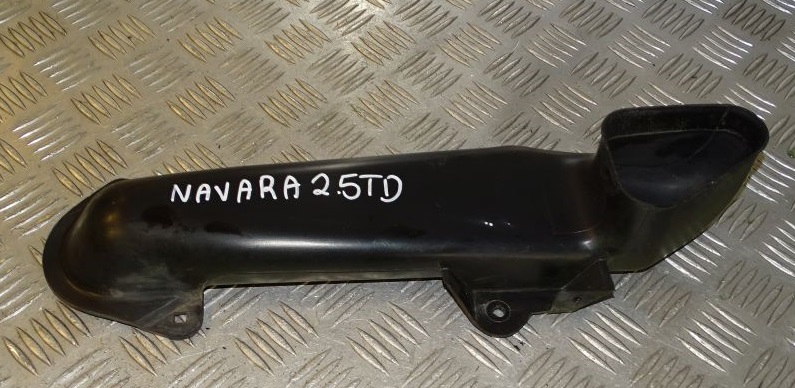 фото №1, Nissan navara d22 97-01 2.5 td труба впуск воздуха