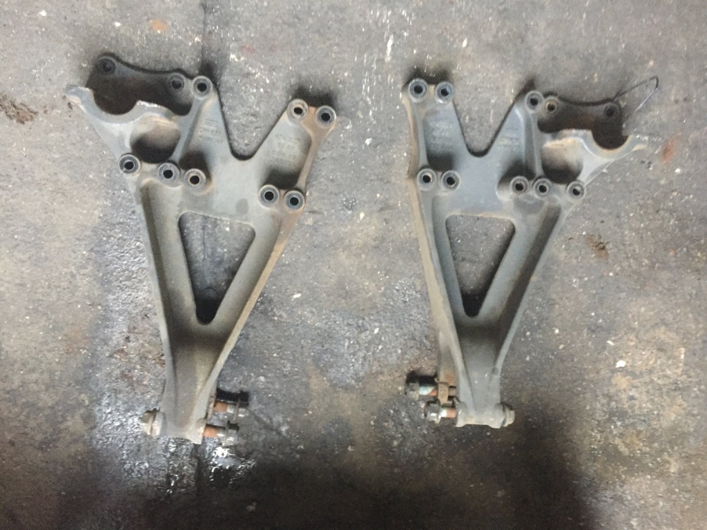 фото №1, Кронштейн кронштейн стабилизатора atego 2 1224 1529