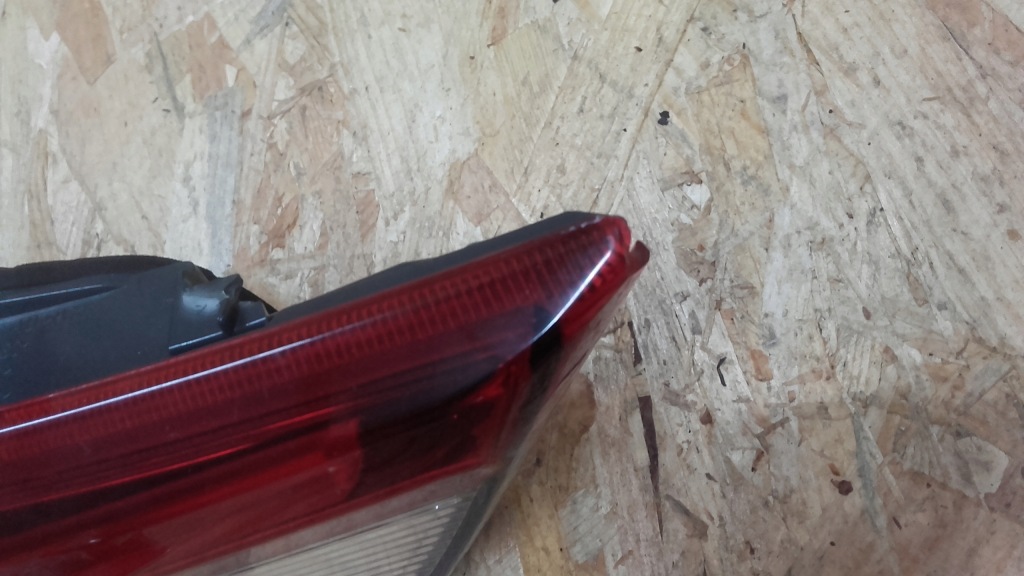 Фара левая задняя toyota auris 2 2 hb рестайлинг  fl led Доставка