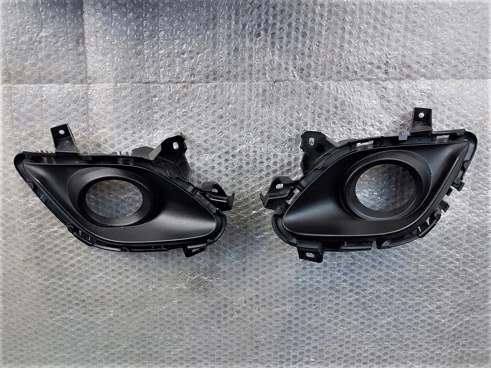 Купить Ład оригинал . mazda 6 12-14 решётка  заглушка решётка под противотуманная фара бампер перед