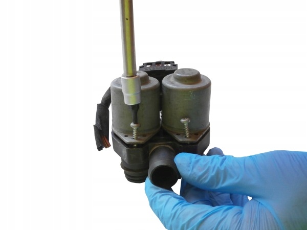 фото №4, Электроклапан клапан отопителя do mercedes w220