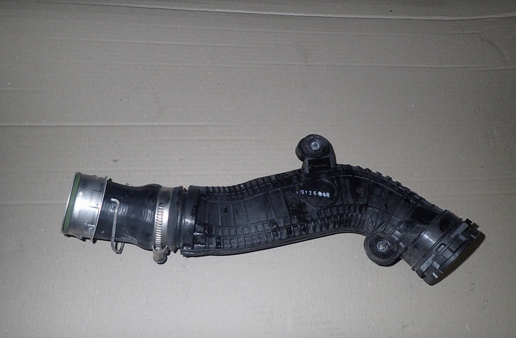 Купить Vw eos шланг интеркулер 1k0145840r 1k0145828ac