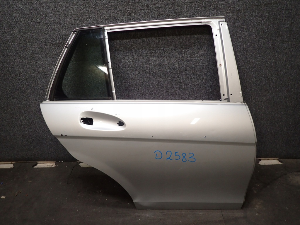 фото №1, Дверь задняя правое mercedes c klasa w204 kombi