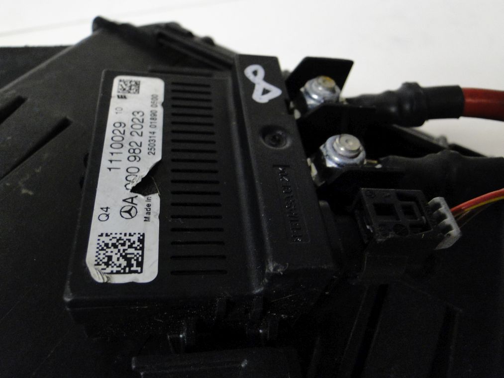 фото №4, Mercedes модуль напряжения аккумулятор a0009822023