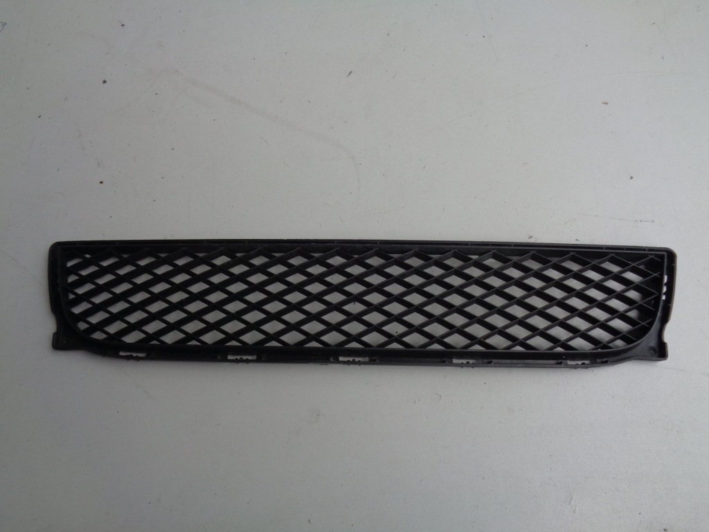 Купити Решітка бампера smart fortwo 10-