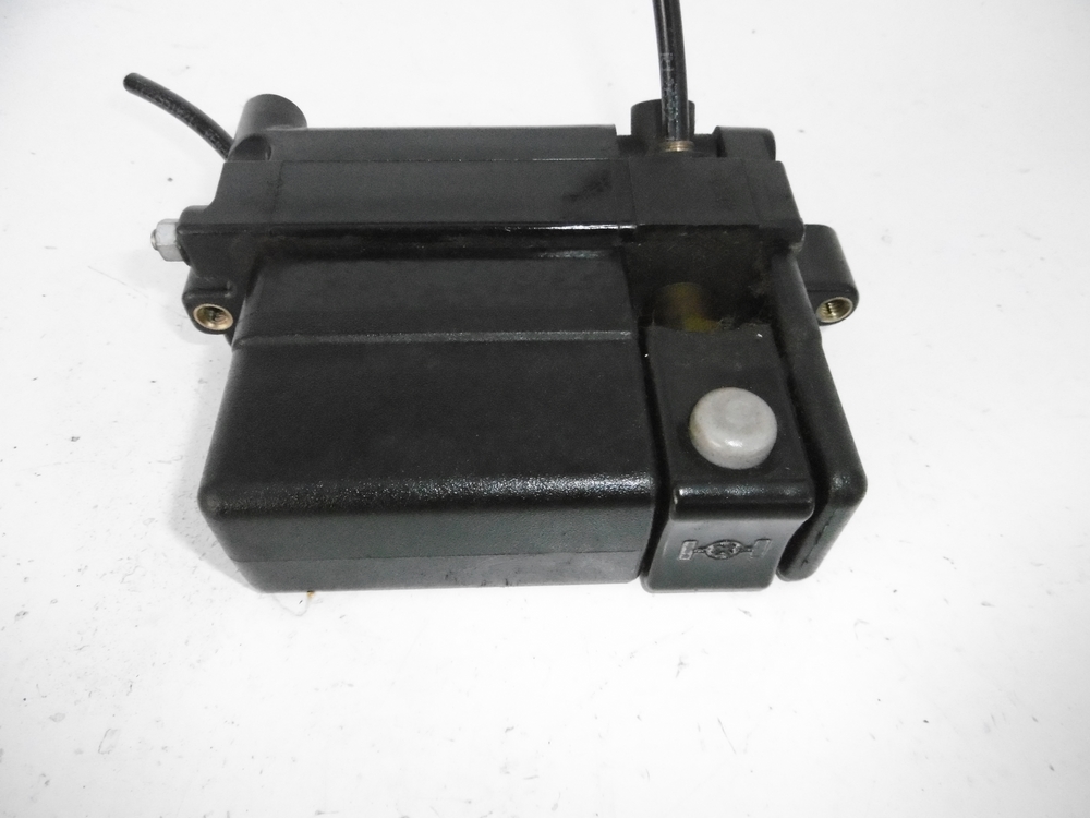 фото №1, Клапан датчик блокировка мост renault magnum