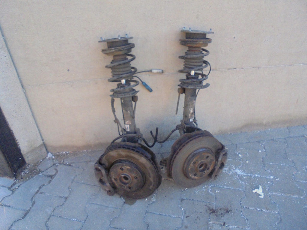 фото №1, Поворотный кулак правый перед mini one r56 1.4 16v