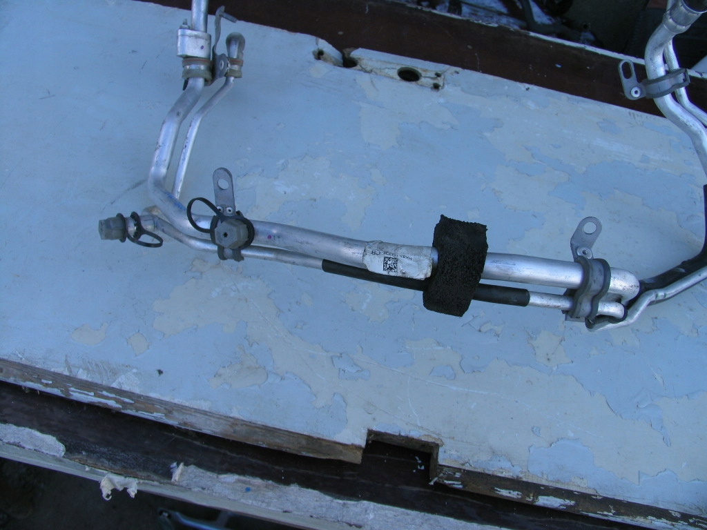 фото №5, Jaguar xe шланг кондиционера трубка hk83-19a834-cb