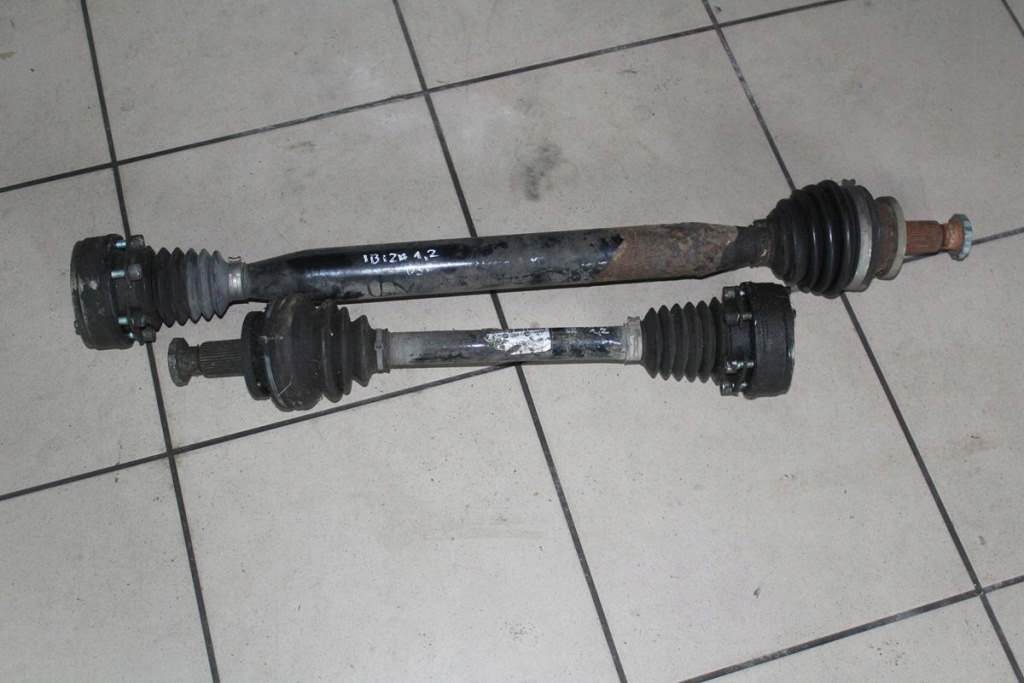 фото №1, Półośka привідний вал ліва seat ibiza iii 1.2 12v