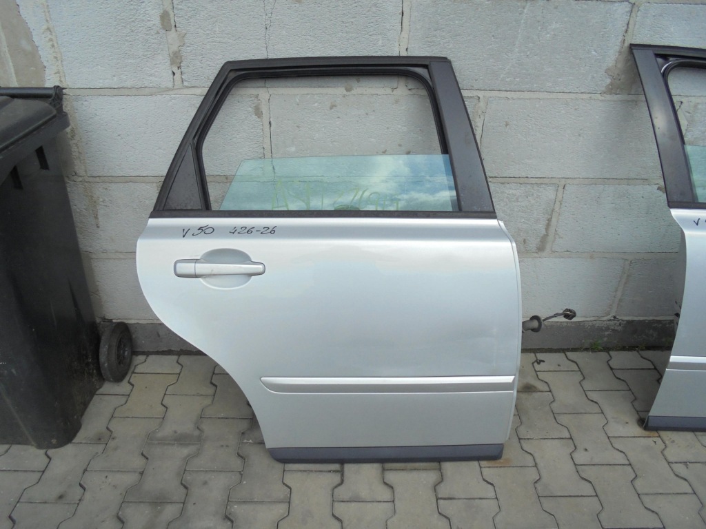 фото №1, Двері правий задня volvo v50 426-26 -доставка-