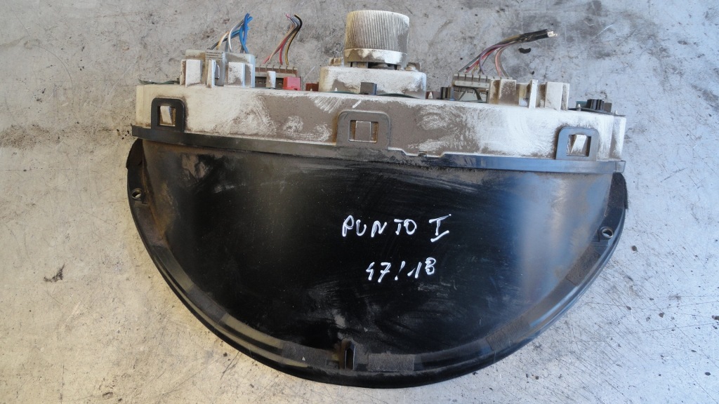 Купить Fiat punto панель