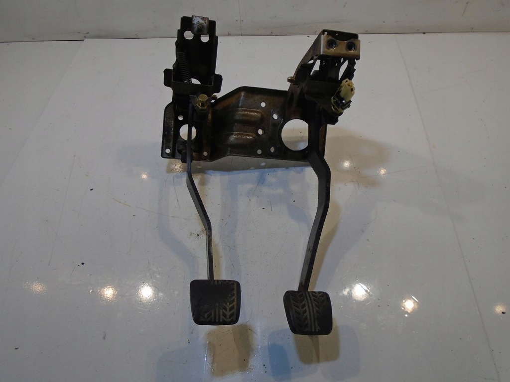 фото №1, Педали тормоза сцепления kia sportage i